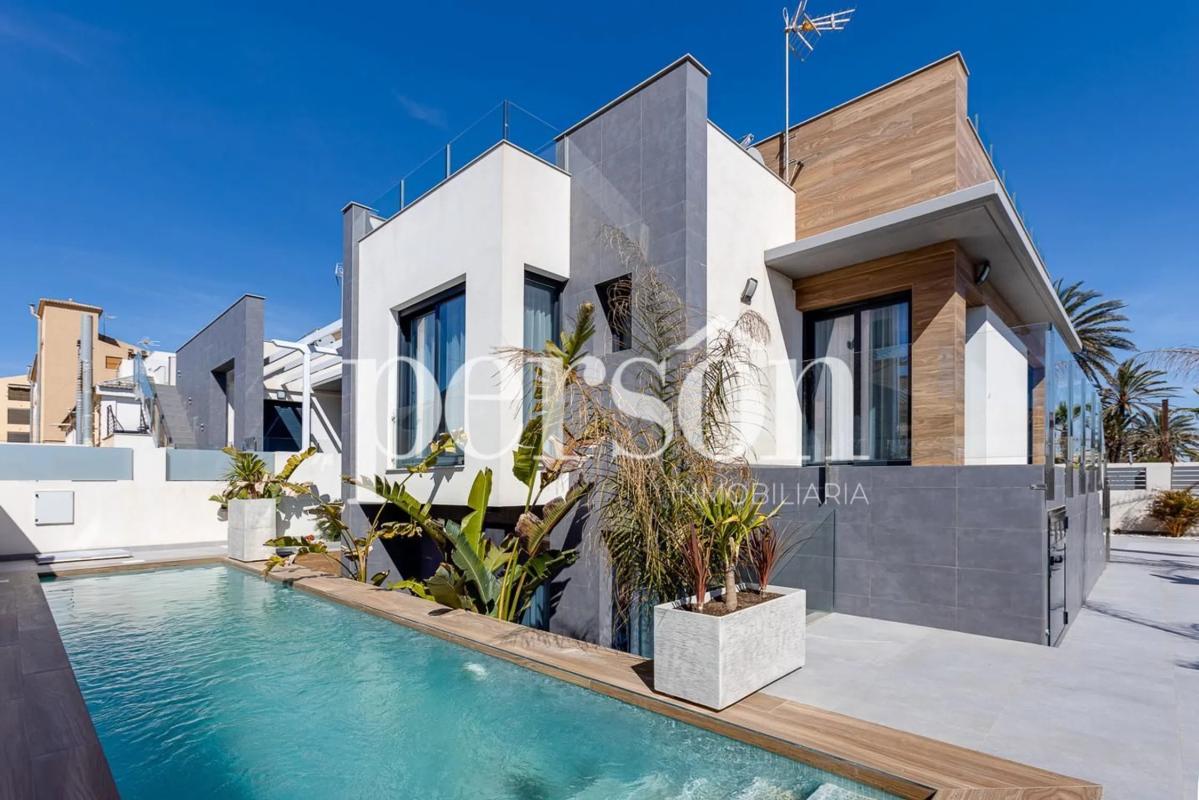 Properties for sale and rent in Spain photo 4