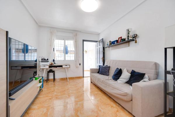 Duplex for sale on Calle Cesar Rodriguez Mateo, 3, Torrevieja photo 4