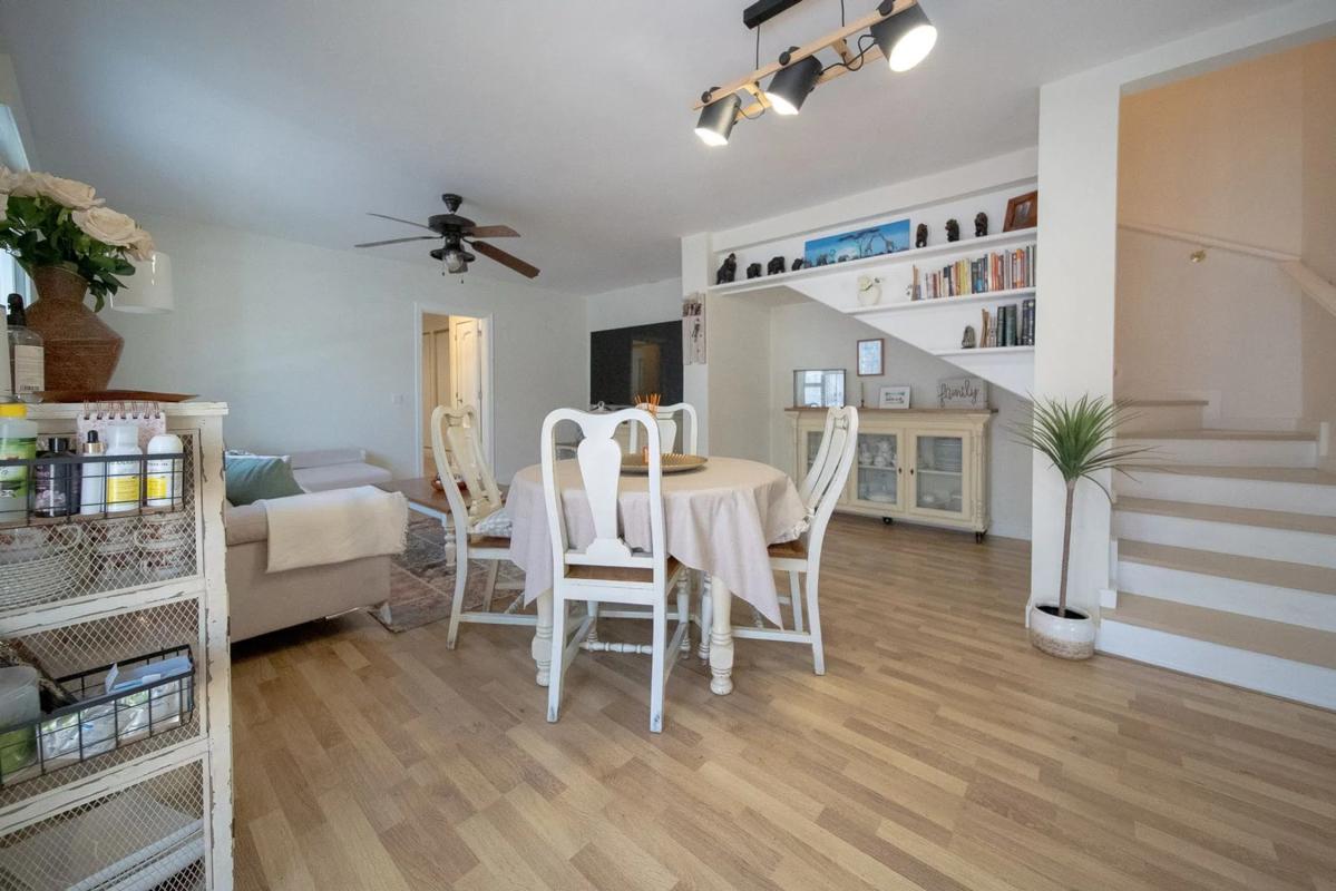 Properties for sale and rent in Spain photo 3