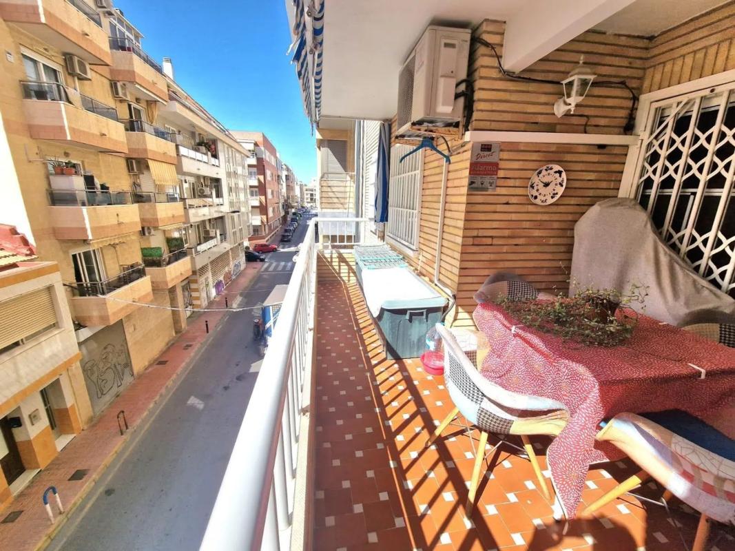 Venta de piso en Calle Gumersindo, Torrevieja
 photo 3