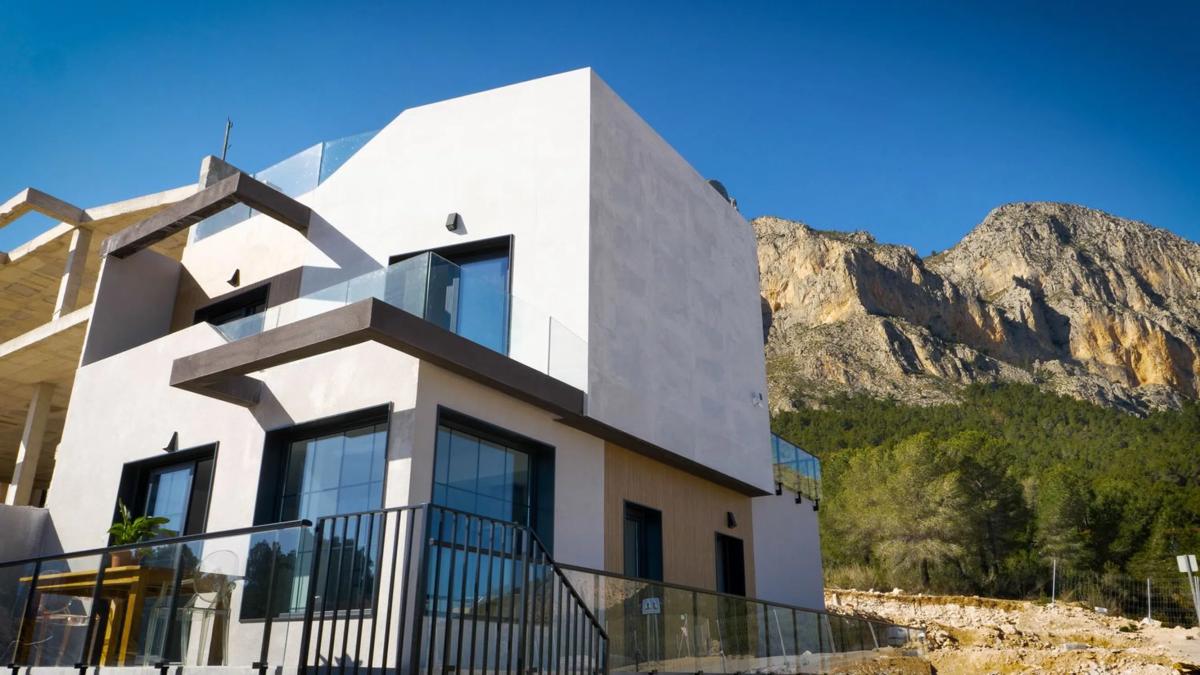 Obra nueva WOW – Windows of the world en Polop (Revista) photo 5