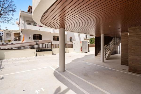 Apartment for sale in  Avenida Los Abedules, 1, Benalmádena photo 3