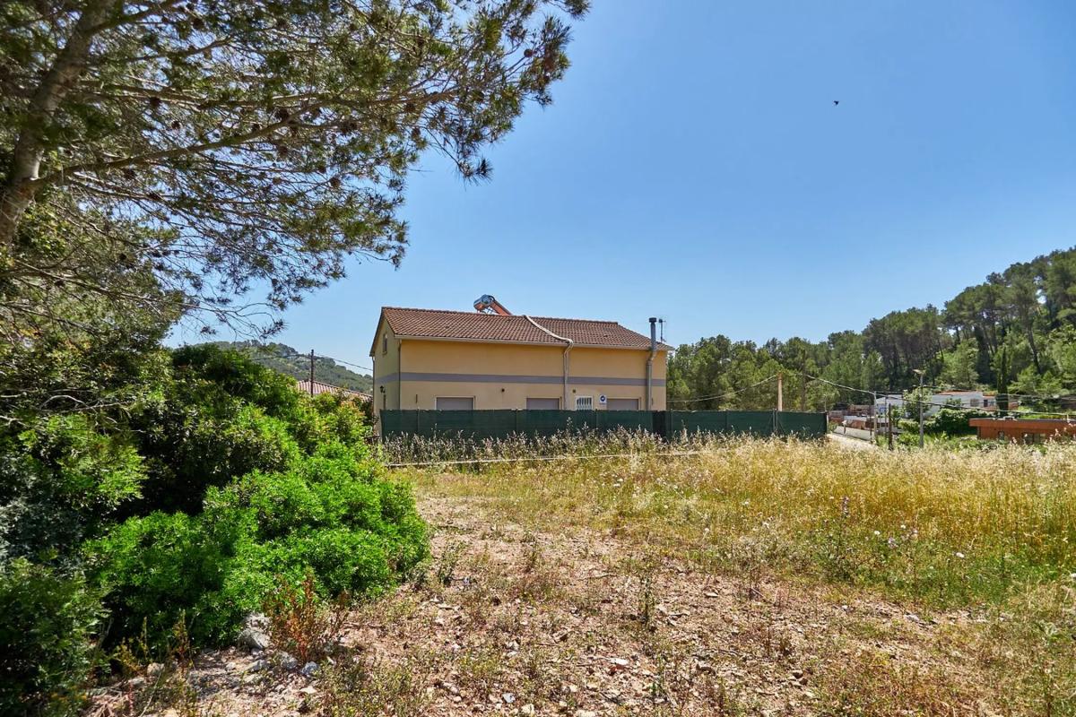 Obra nueva Catalunya 40 en Canyelles (Revista) photo 3