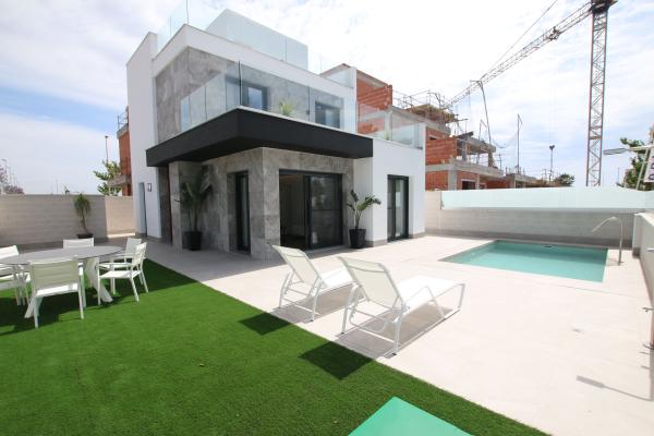 New construction Aires del Mediterraneo III promotion in Pilar de la Horadada photo 1