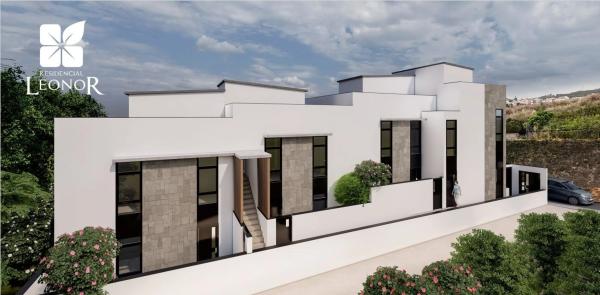 Chalet pareado en venta en calle Herrera, 77 photo 1