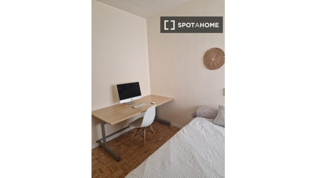 Properties for sale and rent in Spain photo 2