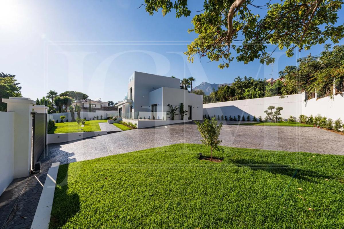 Venta de chalet independiente en Calle La Merced Chica, 31, Marbella
photo 2