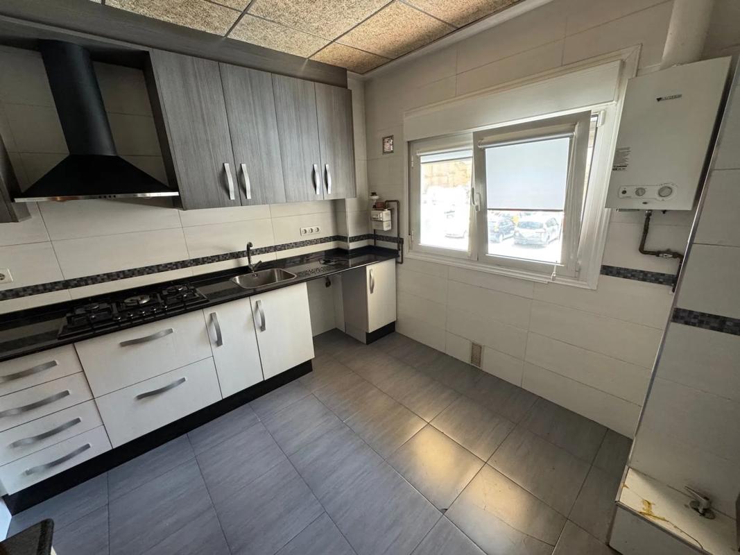 Sale of apartment in Calle Isaac Albéniz, Villena
 photo 3