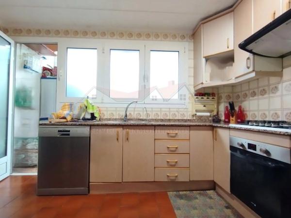 Sale of flat in Sax, Sax
 photo 3