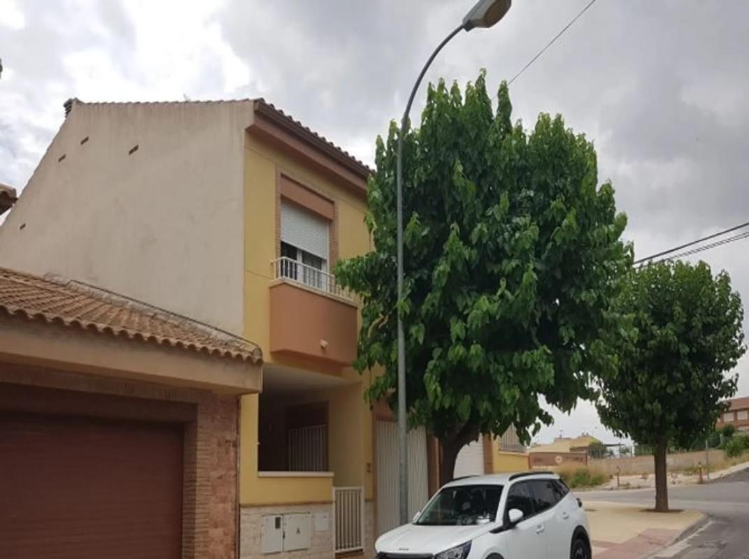 Propiedades en venta y alquiler en España photo 3