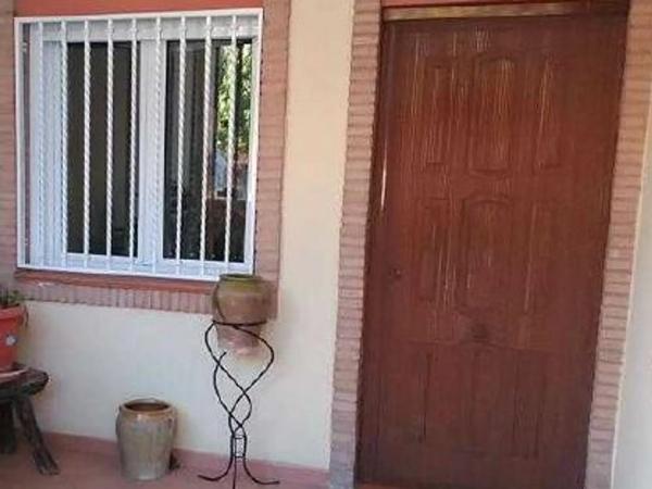 Chalet adosado en calle Juan Carlos i photo 4