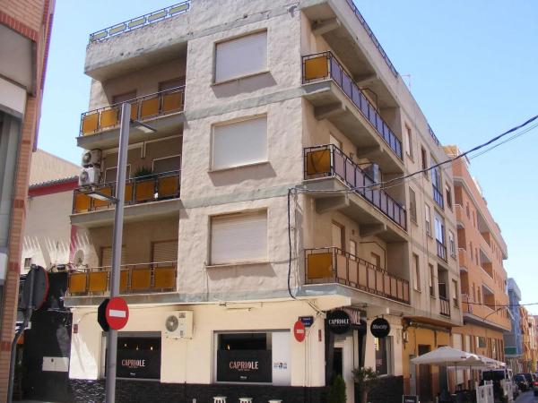 Квартира на продажу на  Calle San Isidro, Вильена photo 1