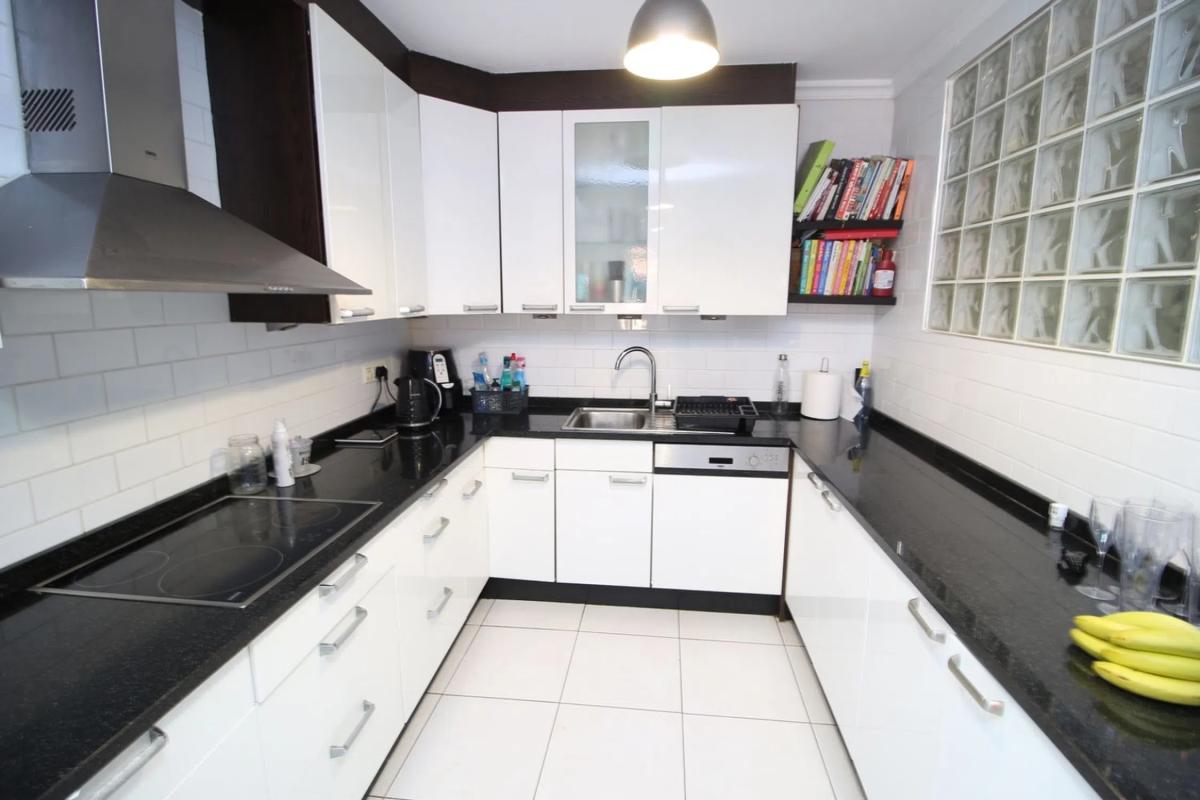 Properties for sale and rent in Spain photo 2