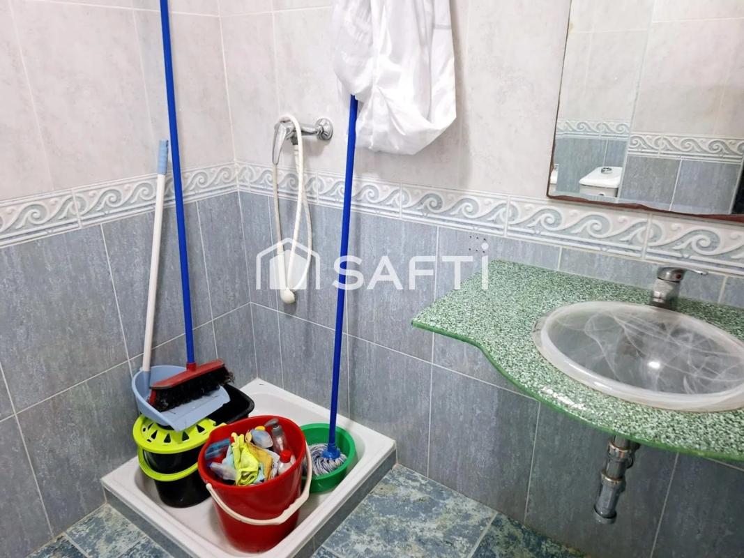 Properties for sale and rent in Spain photo 4