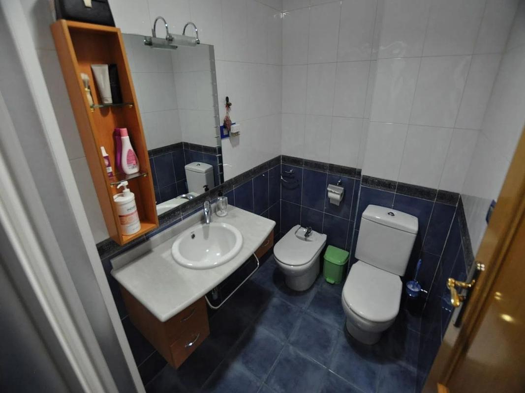Propiedades en venta y alquiler en España photo 4