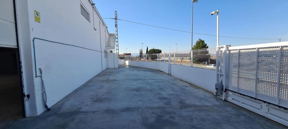 Propiedades en venta y alquiler en España photo 4