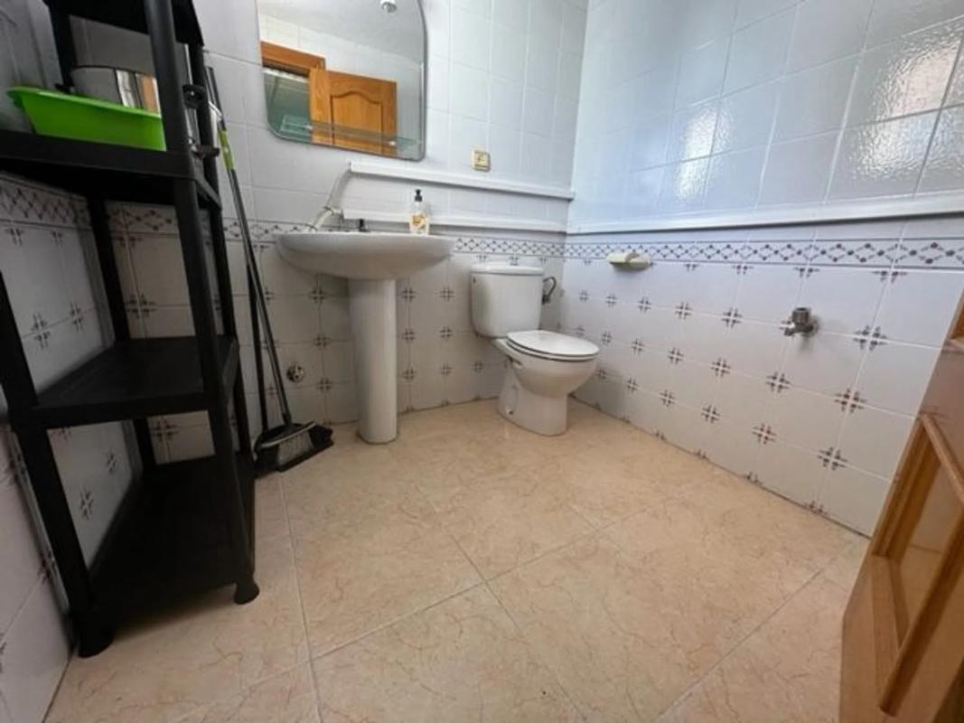 Propiedades en venta y alquiler en España photo 2