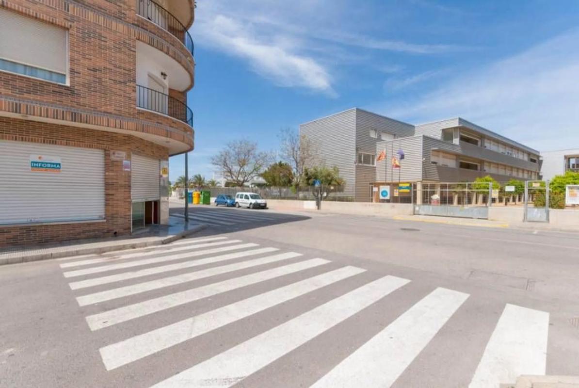Properties for sale and rent in Spain photo 5