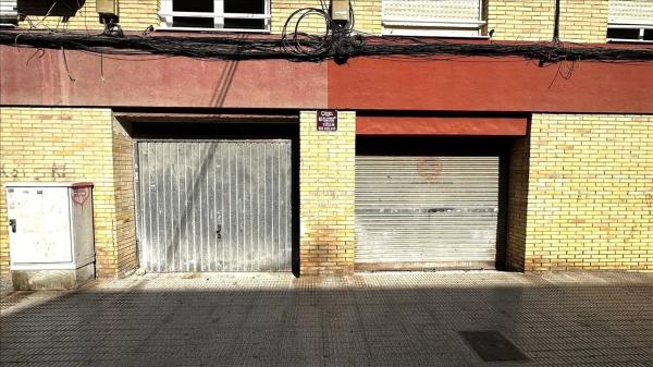 Local en calle Mayor photo 1