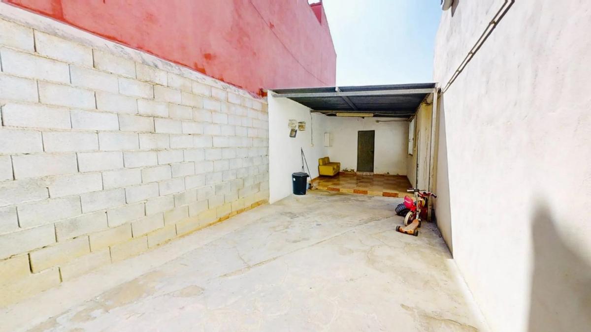 Properties for sale and rent in Spain photo 5