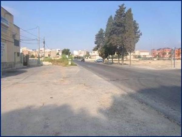 Nave en calle Apatel thumbnail 1