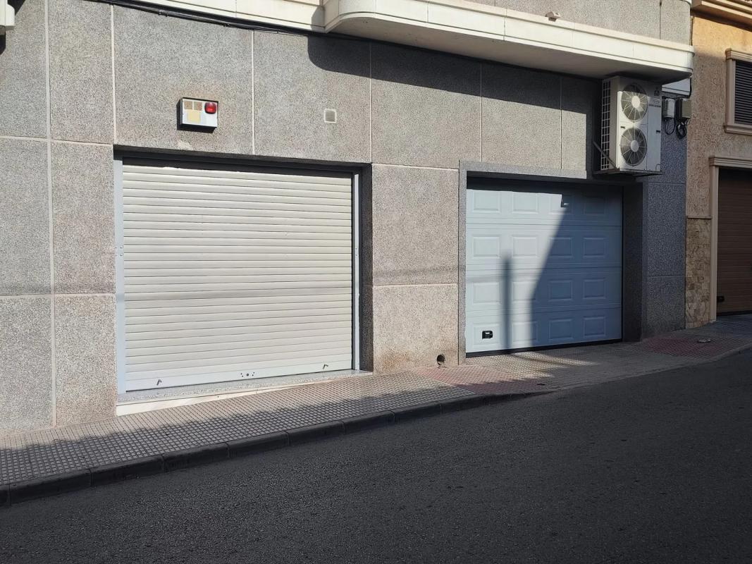 Propiedades en venta y alquiler en España photo 3