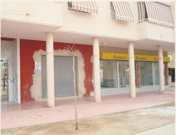 Local en calle Velazquez, 41 photo
