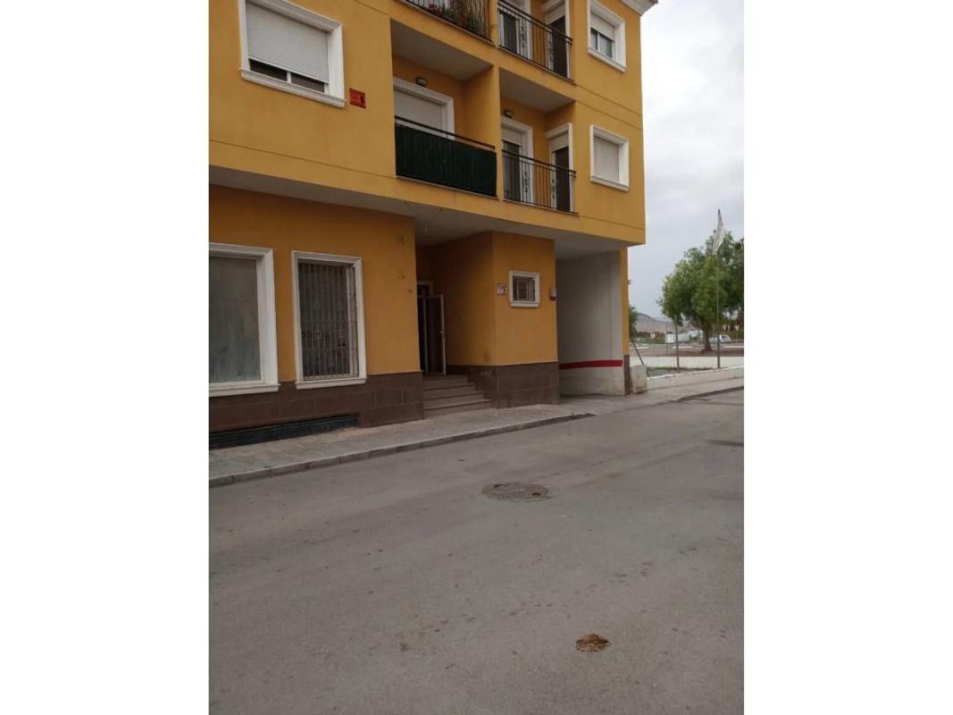 Propiedades en venta y alquiler en España photo 1