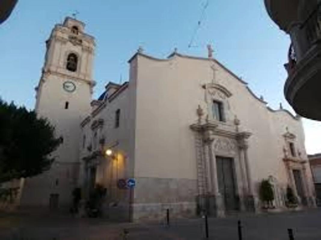 Properties for sale and rent in Spain photo 5