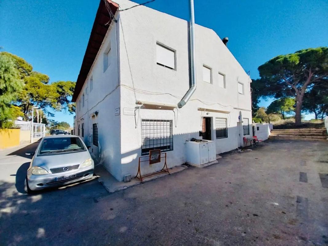 Propiedades en venta y alquiler en España photo 1