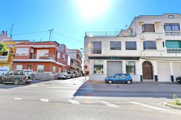 Local en calle Sant Pere photo 4