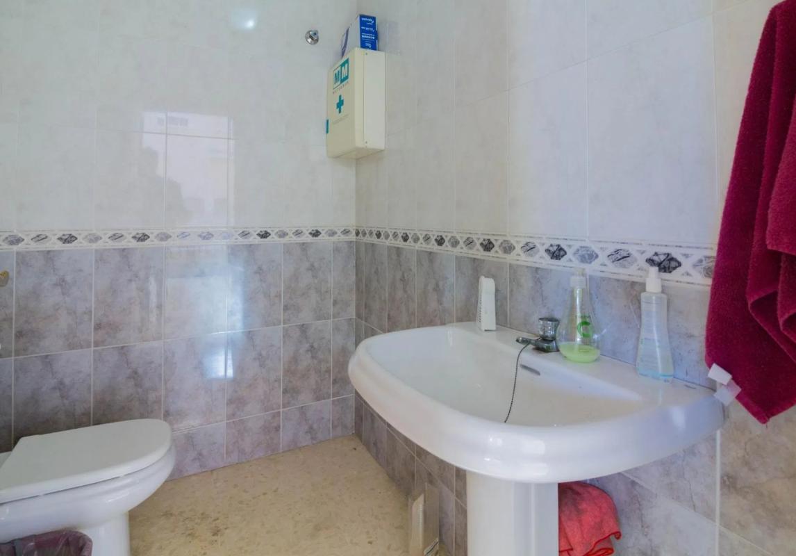 Propiedades en venta y alquiler en España photo 1