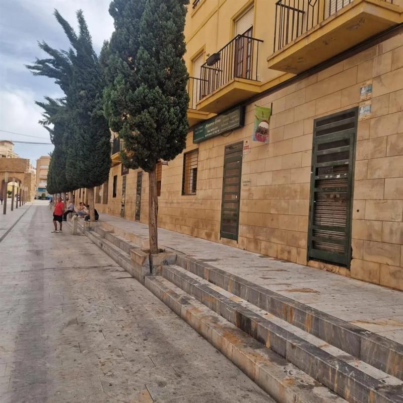 Propiedades en venta y alquiler en España photo 4