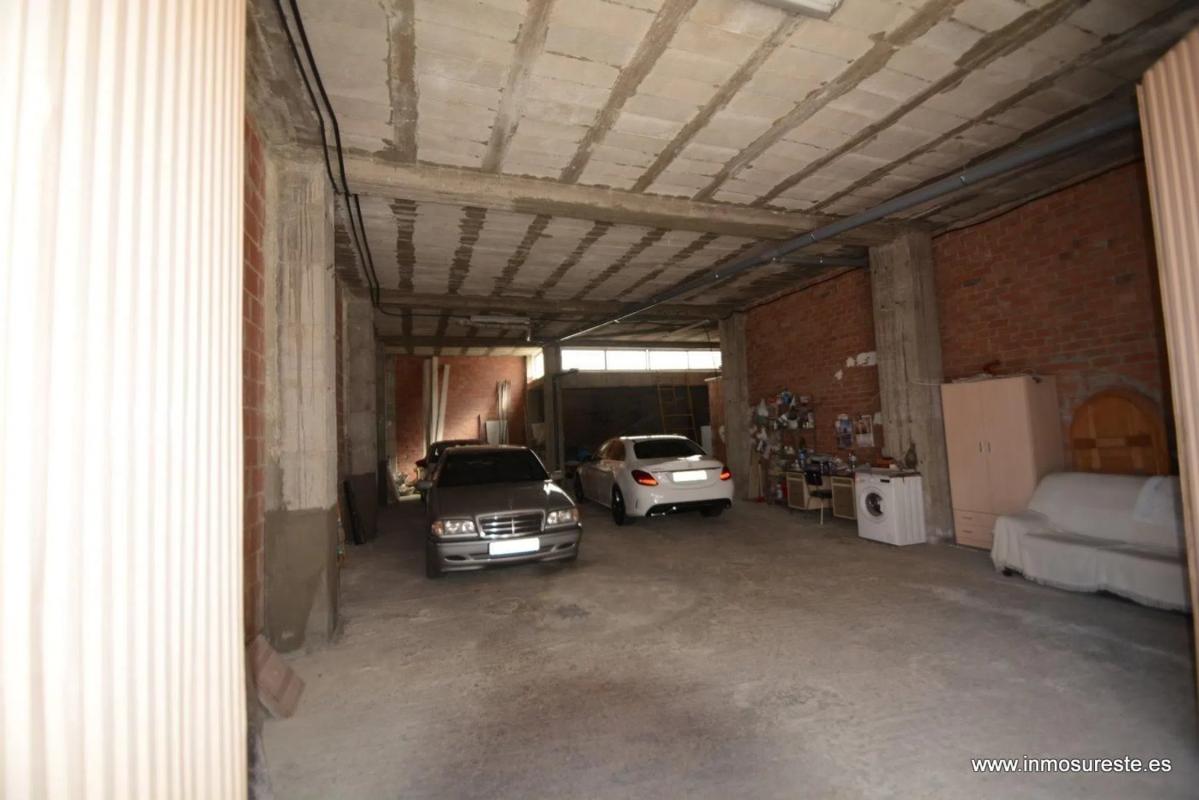 Propiedades en venta y alquiler en España photo 4
