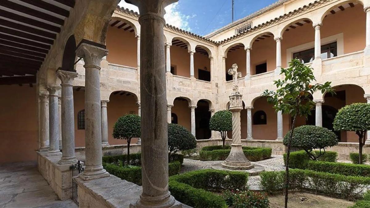 Properties for sale and rent in Spain photo 2