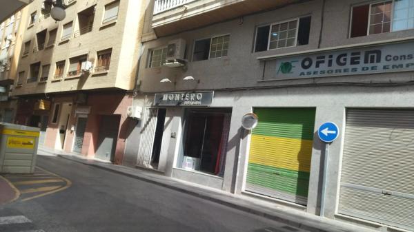 Local en Campoamor photo 1