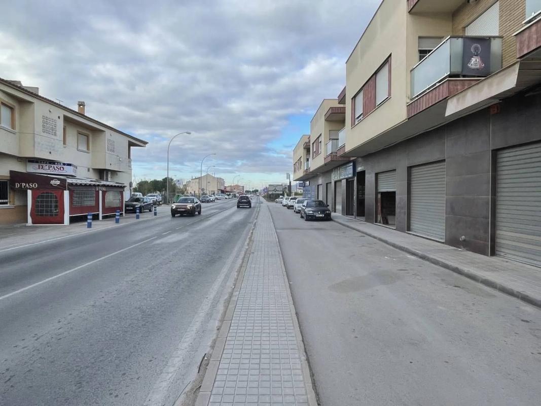 Propiedades en venta y alquiler en España photo 2