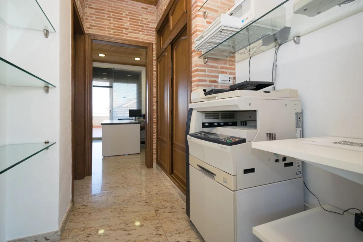 Недвижимость на продажу и в аренду в Испании photo 3