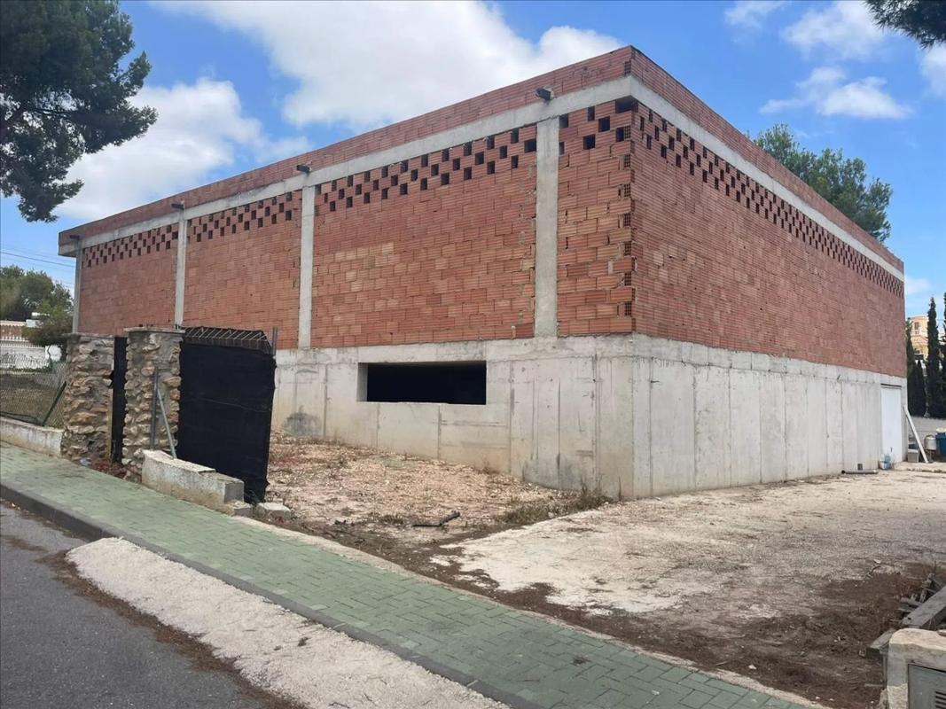 Недвижимость на продажу и в аренду в Испании photo 3