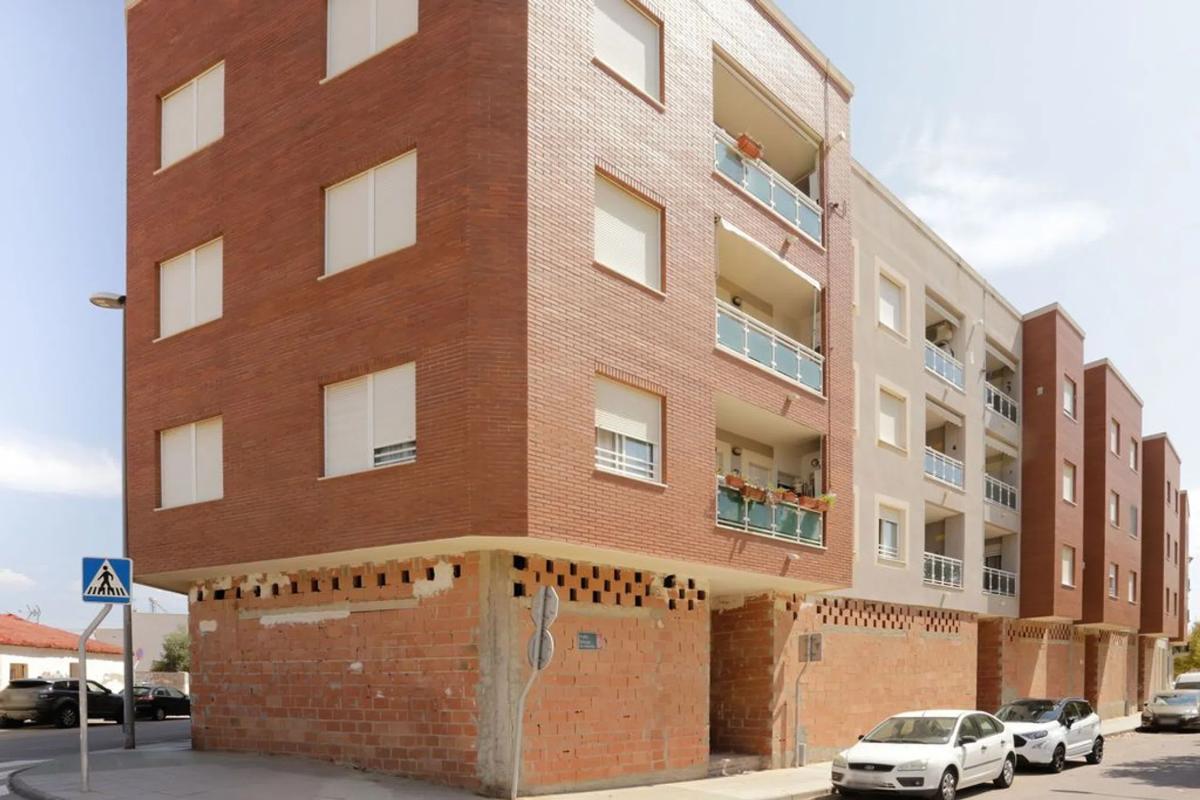 Propiedades en venta y alquiler en España photo 1