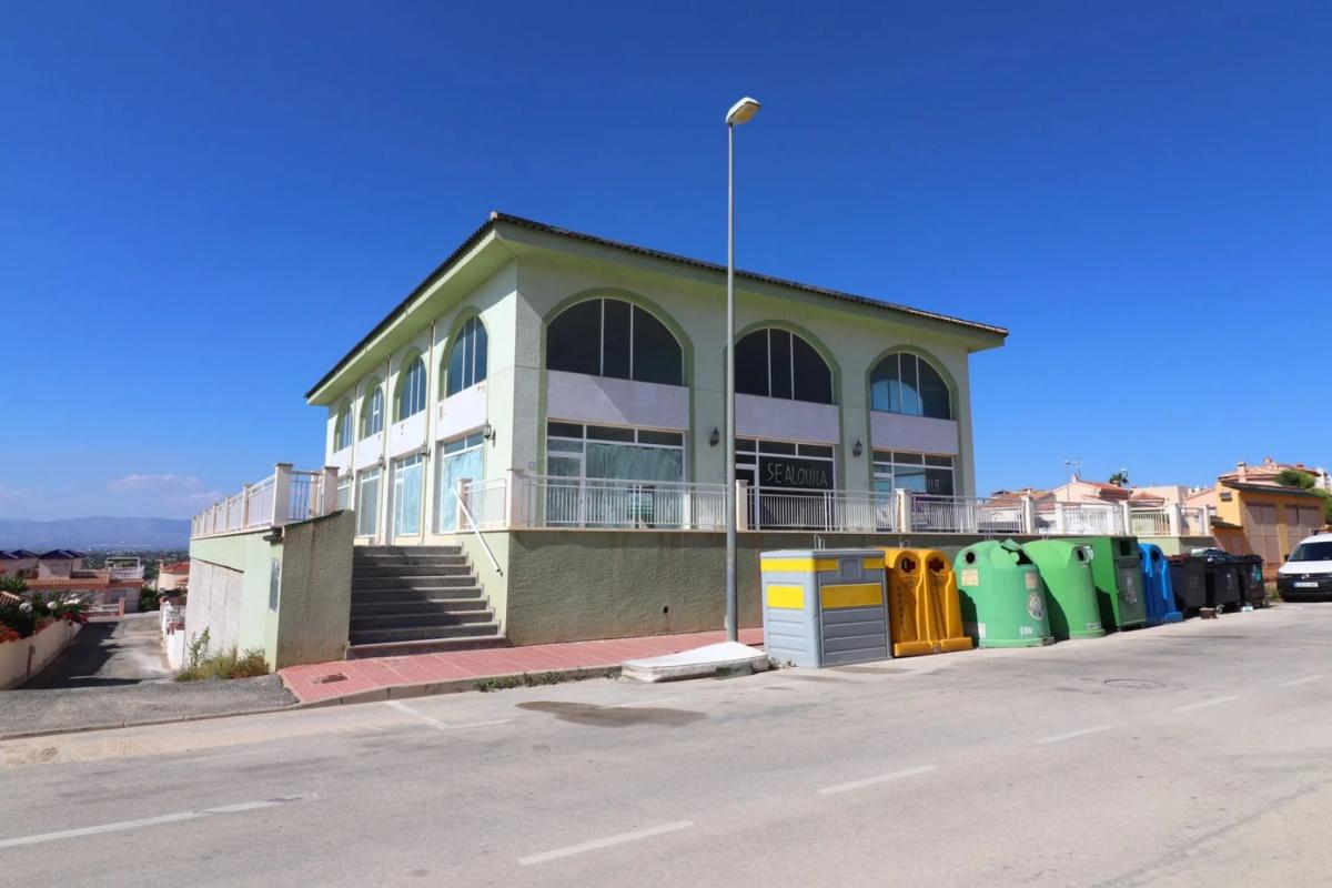 Недвижимость на продажу и в аренду в Испании photo 1