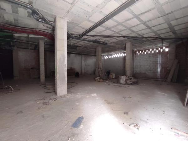 Local en calle de Orihuela thumbnail 2