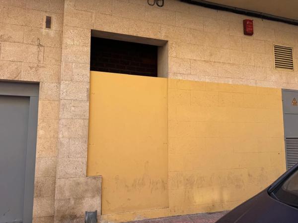 Local en calle San Lorenzo thumbnail 1