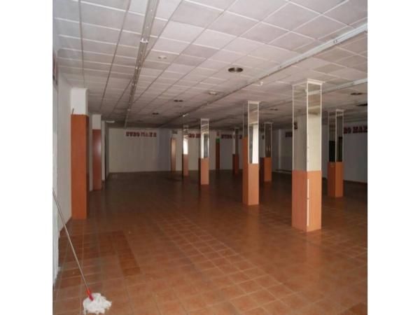 Local en rentabilidad en calle Caballero de Rodas, 46 thumbnail 1