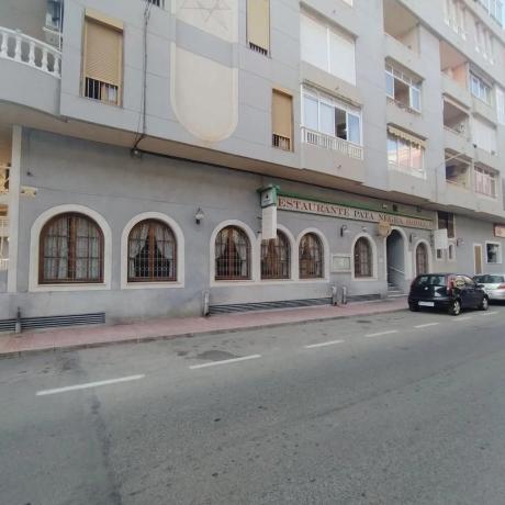 Local en calle Rafal photo 2