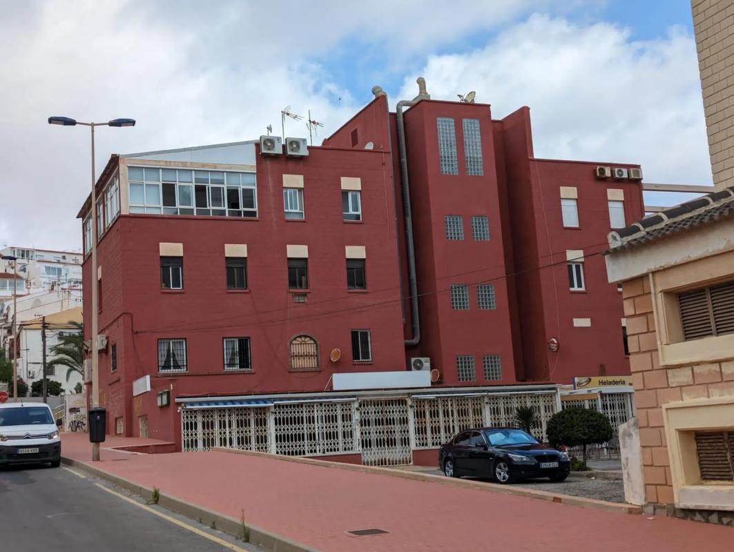 Properties for sale and rent in Spain photo 5