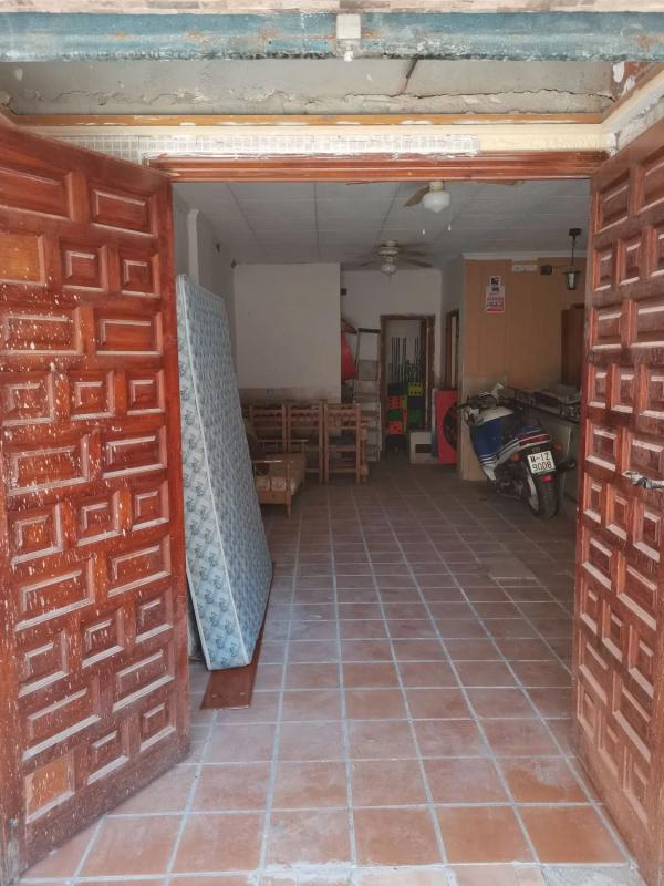 Propiedades en venta y alquiler en España photo 3
