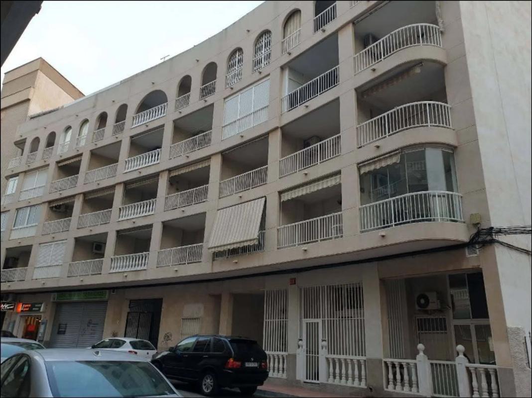 Nieruchomości na sprzedaż i do wynajęcia w Hiszpanii photo 1