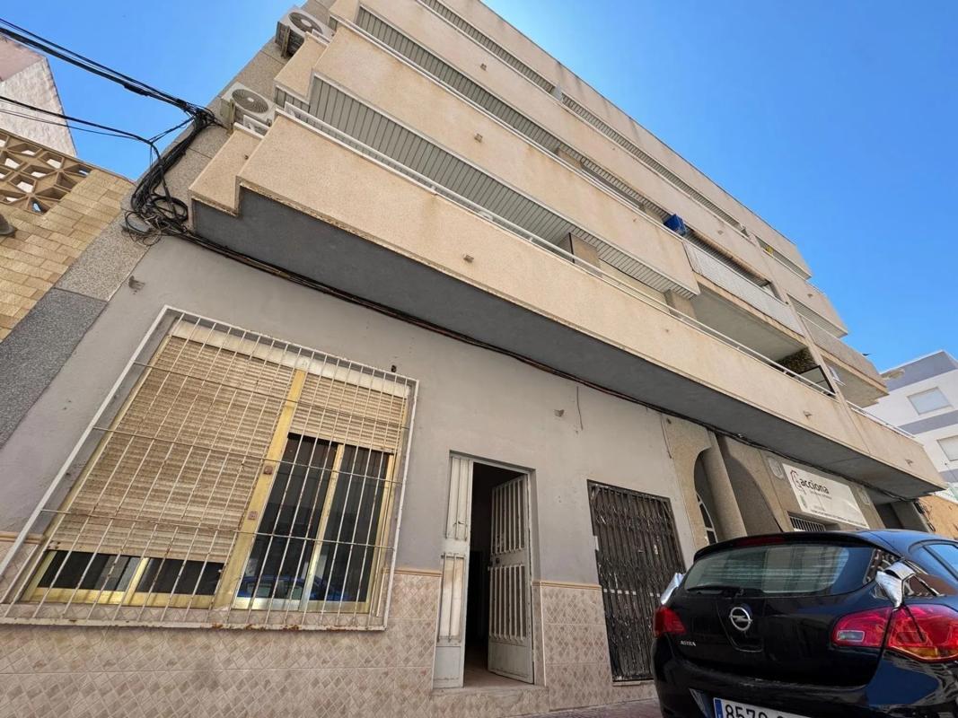 Propiedades en venta y alquiler en España photo 2