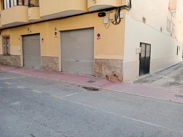 Local en calle de Pedro Lorca photo 1